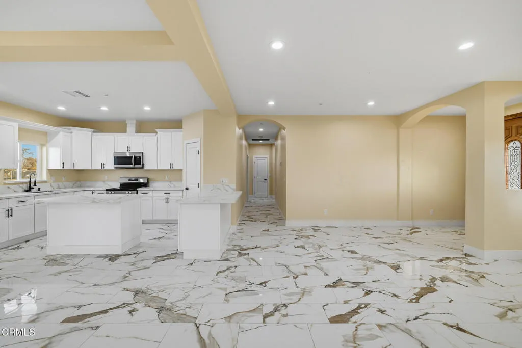 10347 E Avenue R-12, Littlerock, California 93543 home-pic-5